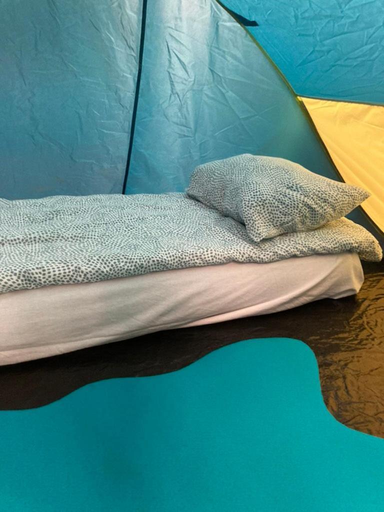 Indoor Camping Helsinki Hotell Eksteriør bilde